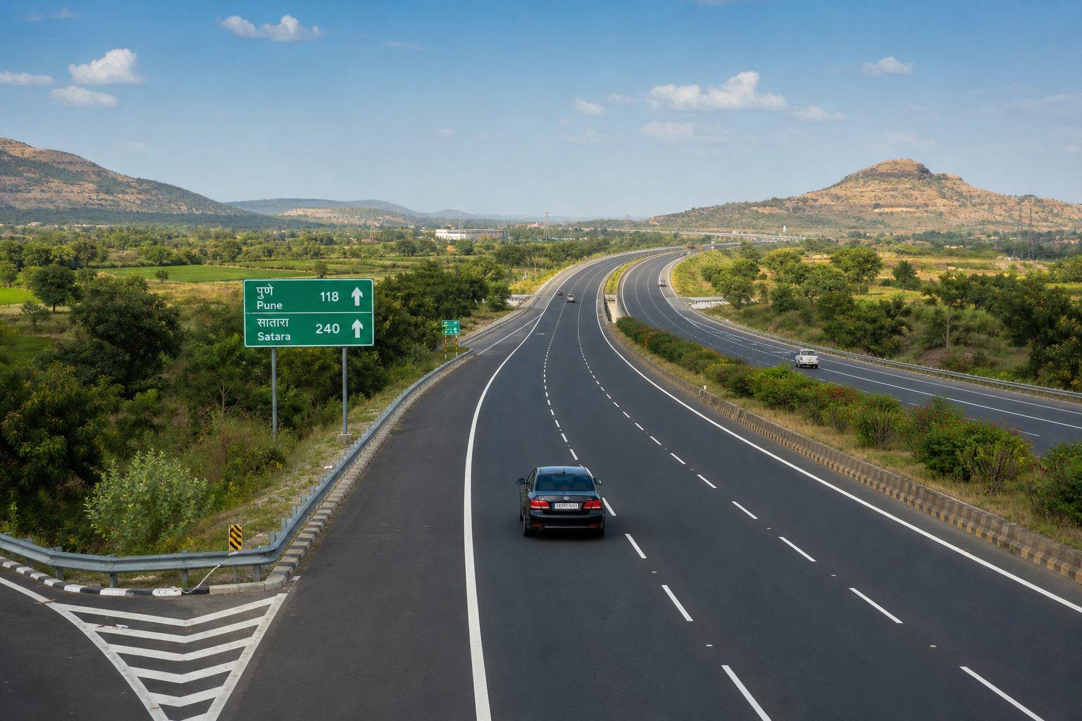 Mumbai Pune expressway cab to Pune